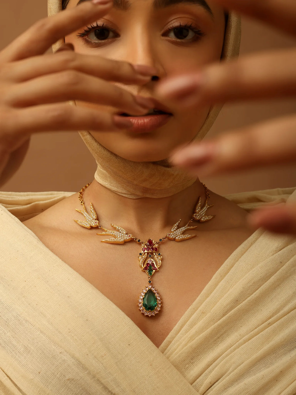 Moti Kullah Neckpiece