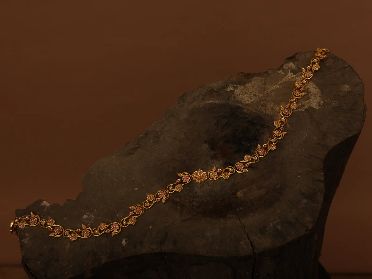 Daka Serang Neckpiece