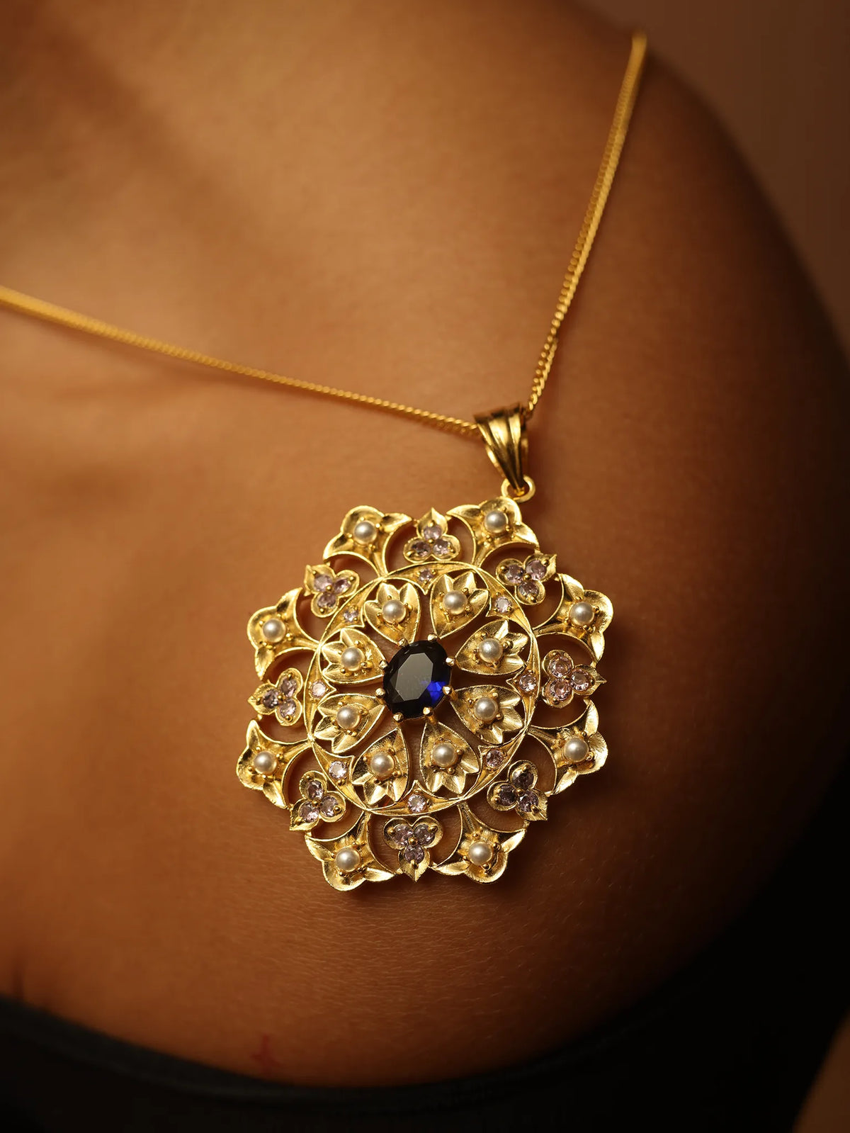 Nila Sila Pendant