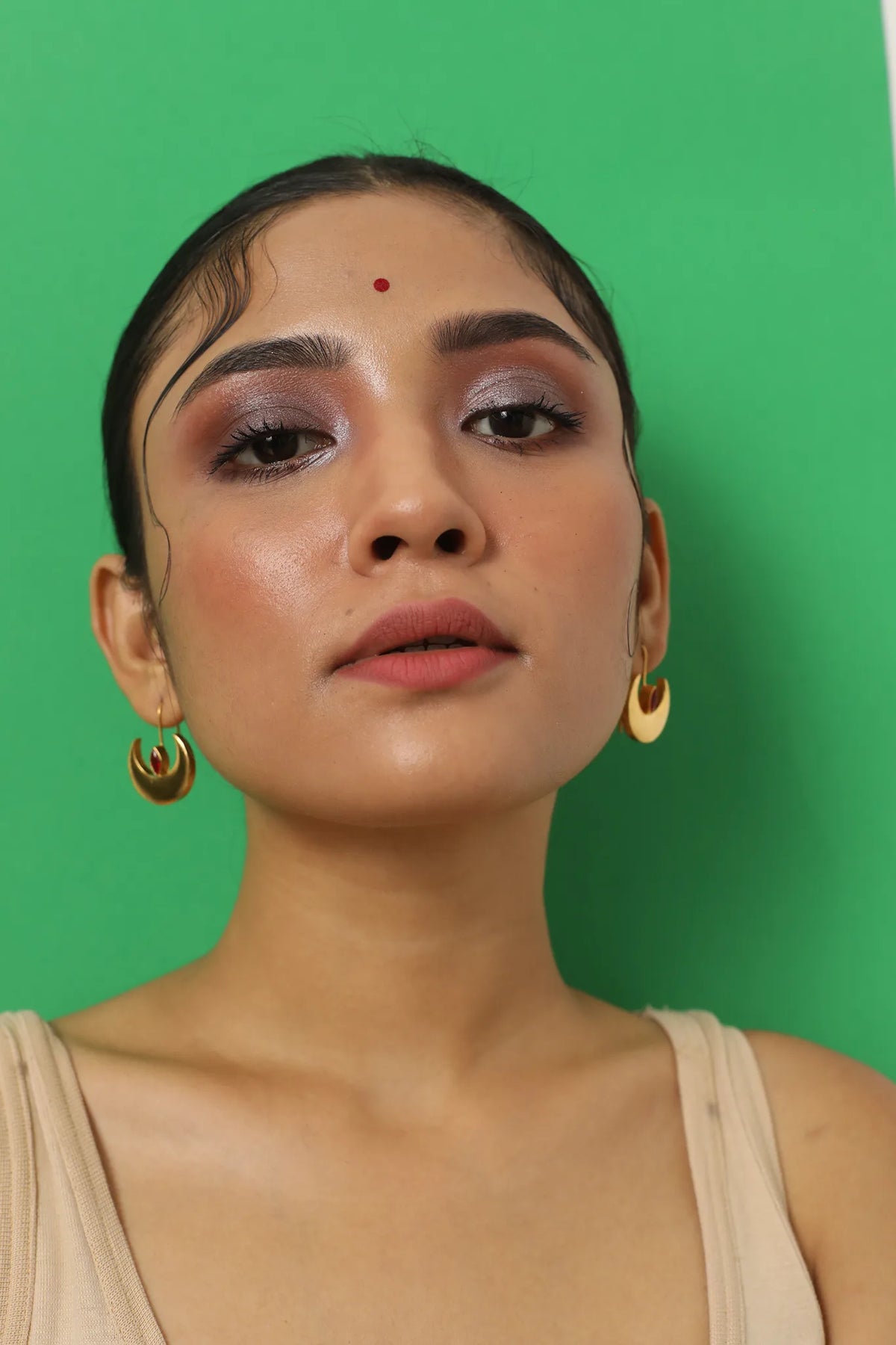Trilochona Drop Earrings