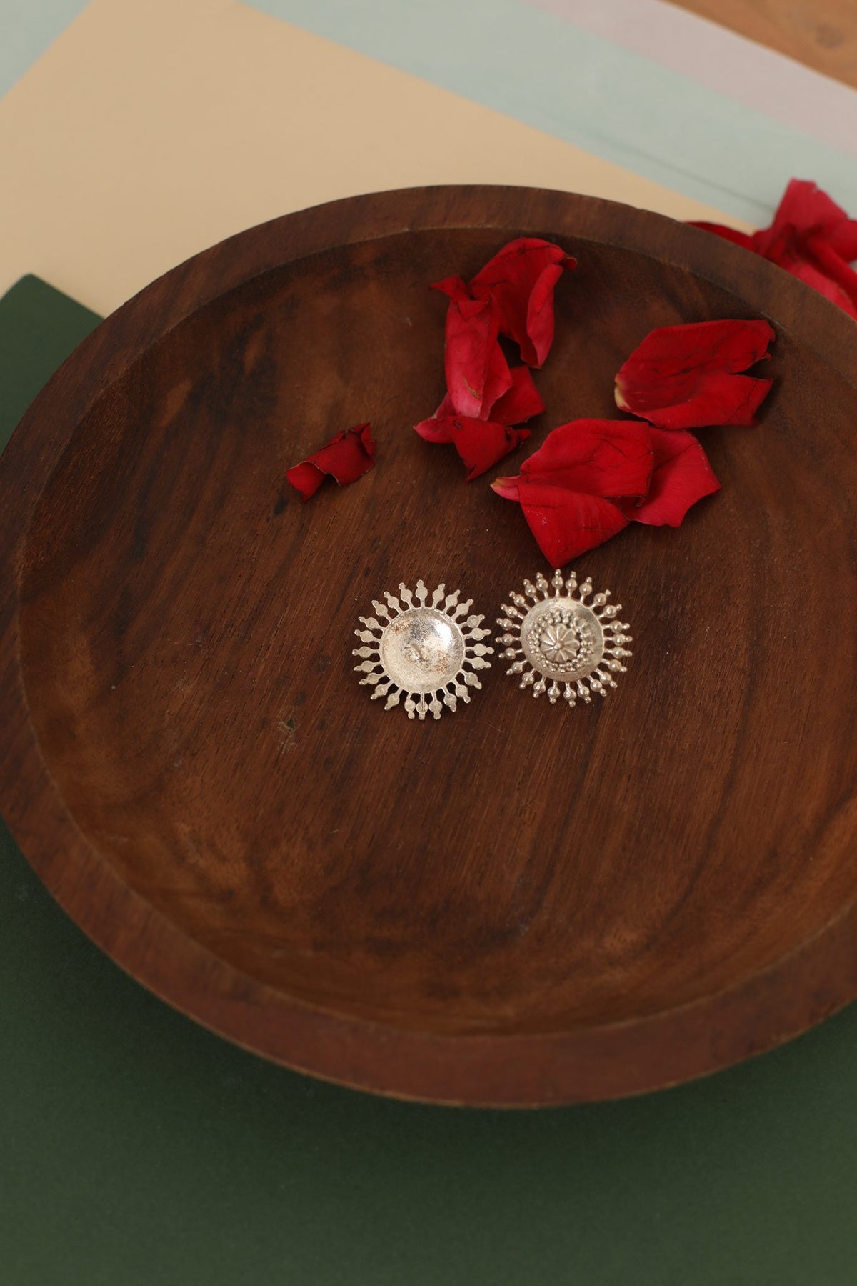 Kushumkali Stud Earring