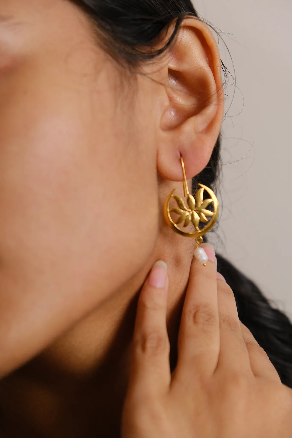 Chand Padma Earrings