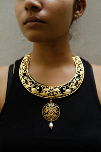 Kolapi Neckpiece