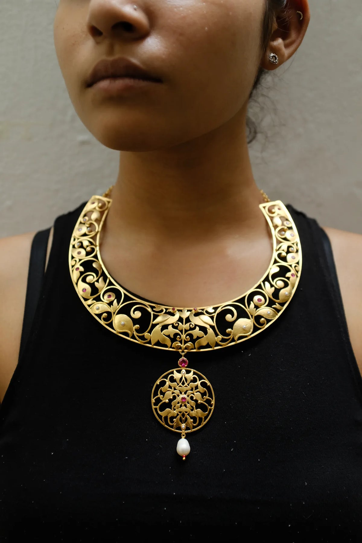 Kolapi Neckpiece