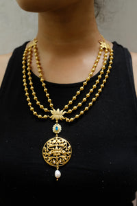 Mrinalini Neckpiece