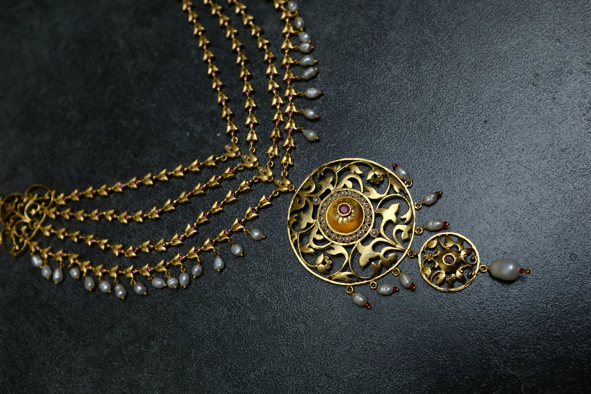 Chaar Lohori Neckpiece