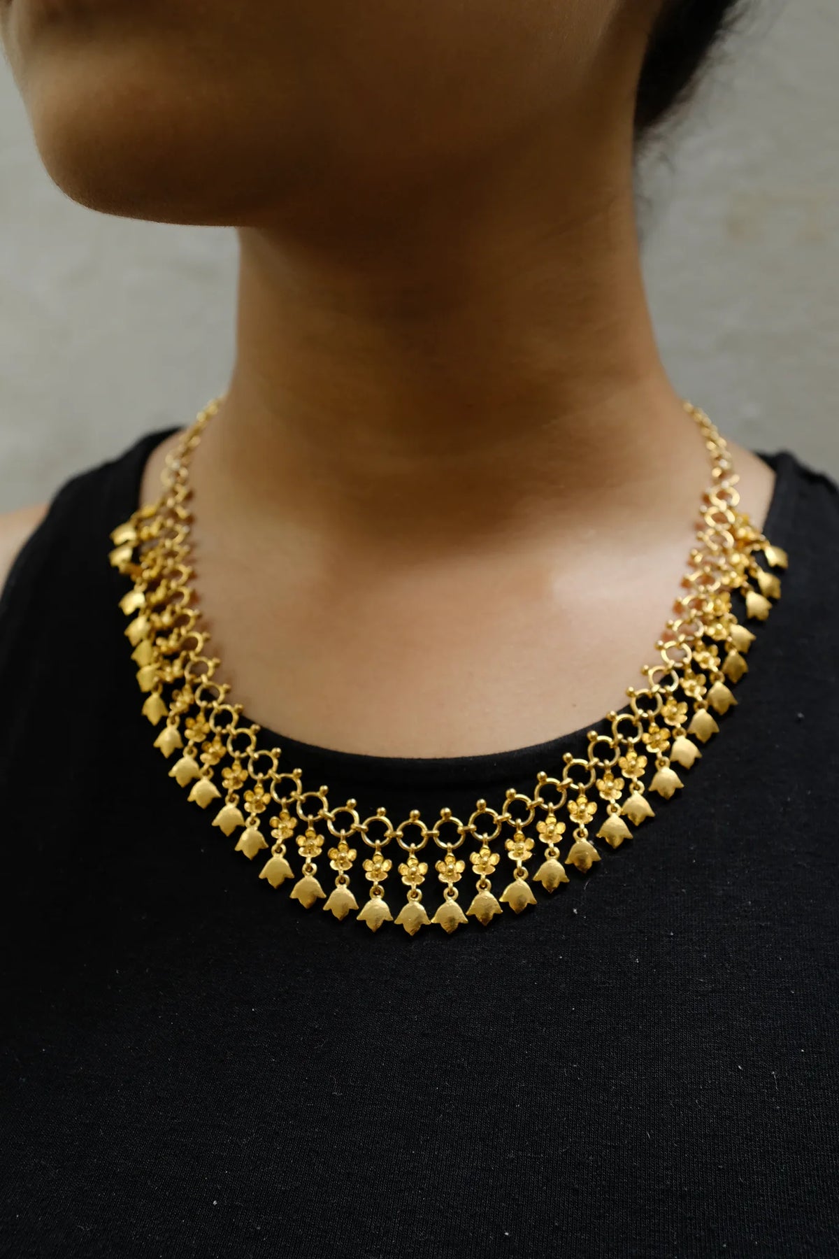 Sohosro Ful Neckpiece