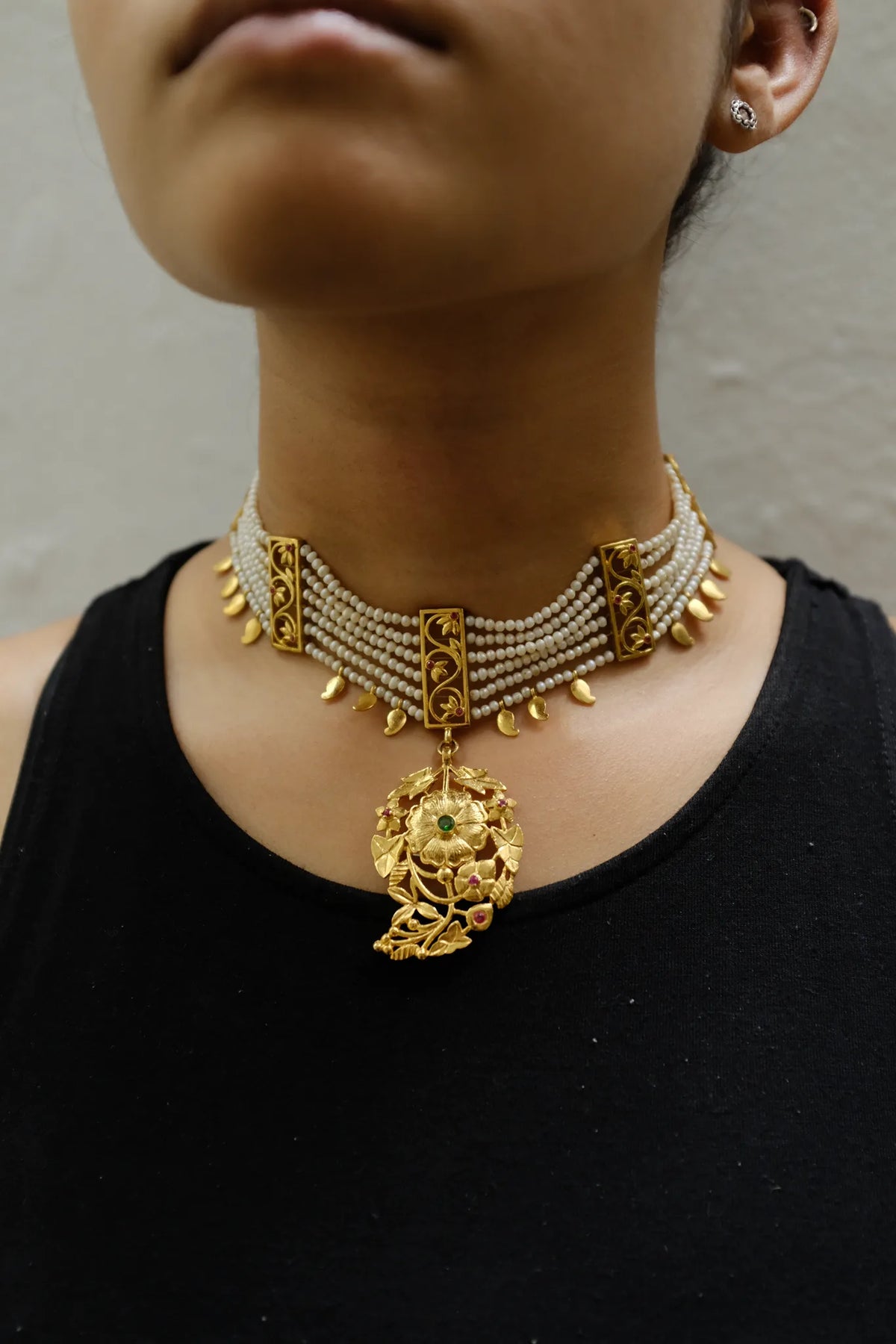 Mohanchura Choker