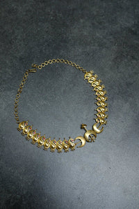 Sohosro Mayur Choker