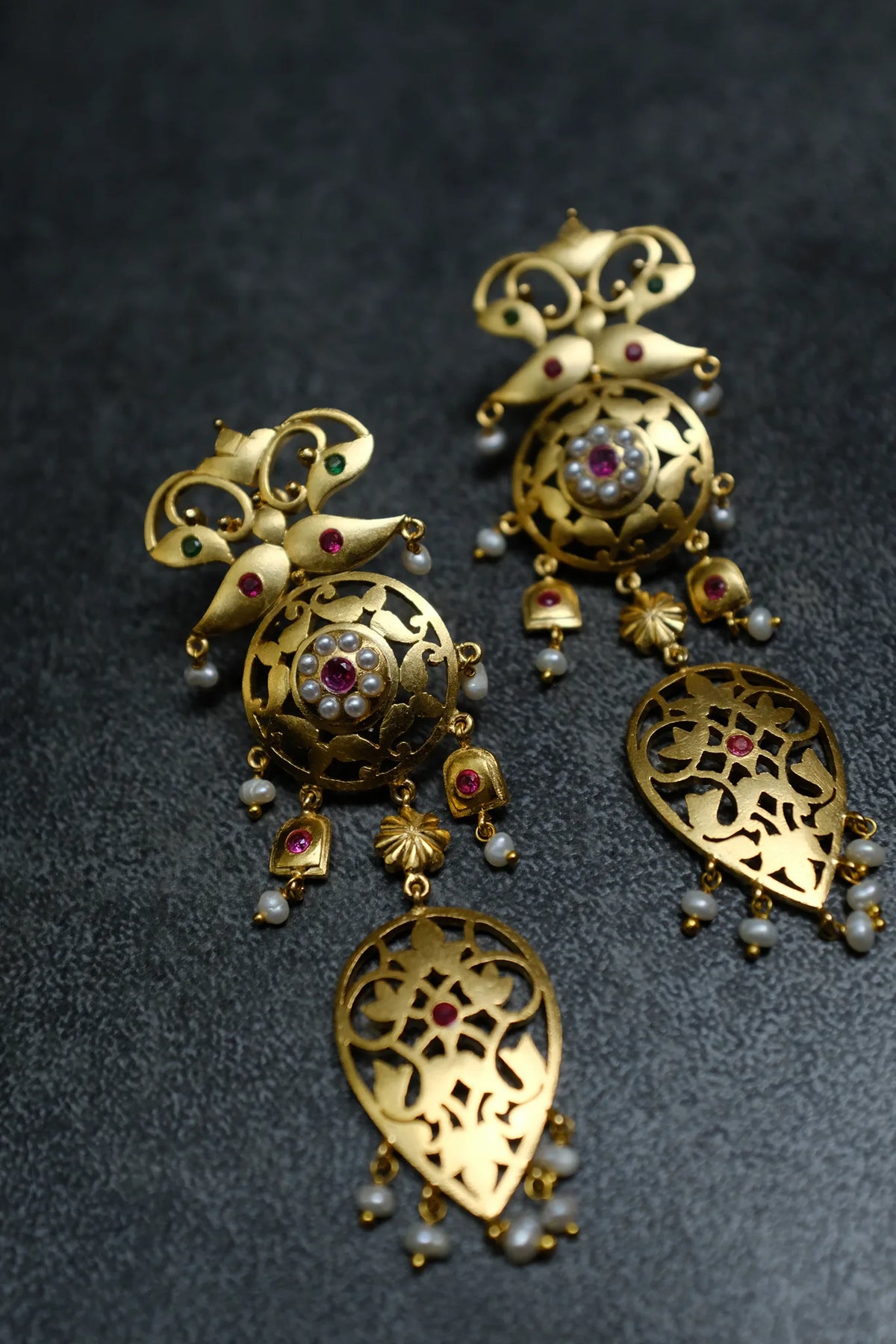 Sarbojoya Earrings