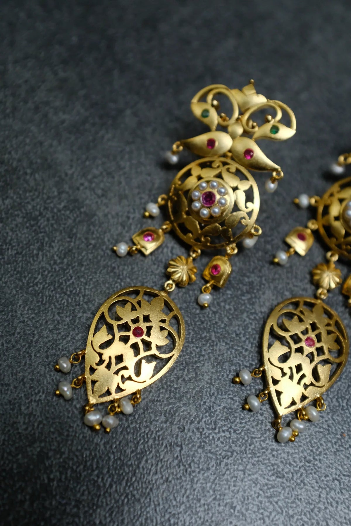 Sarbojoya Earrings