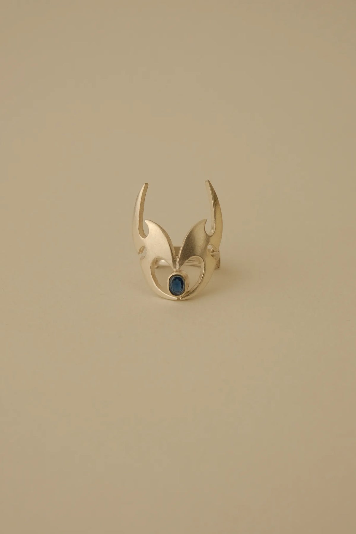 Hornet Ring