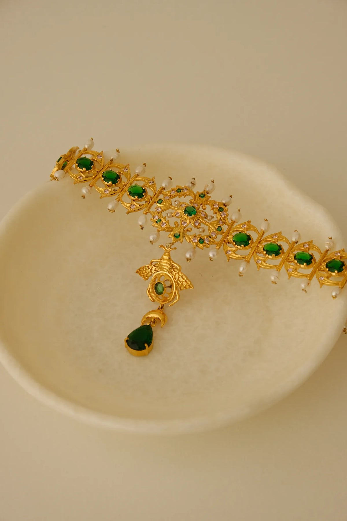 Mouchak Neckpiece