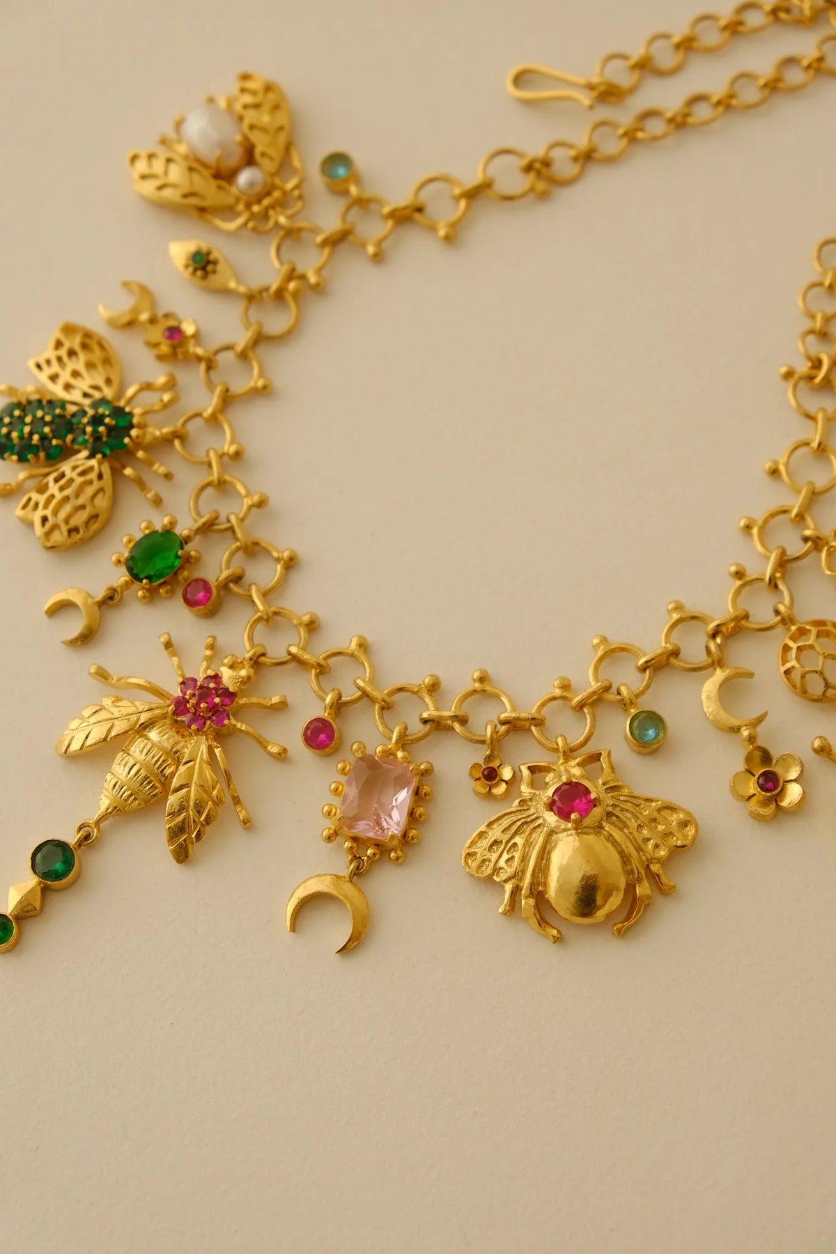 Mokkhirani Neckpiece