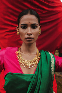 Sekur Neckpiece