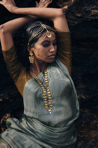 Chando Sisin Neckpiece