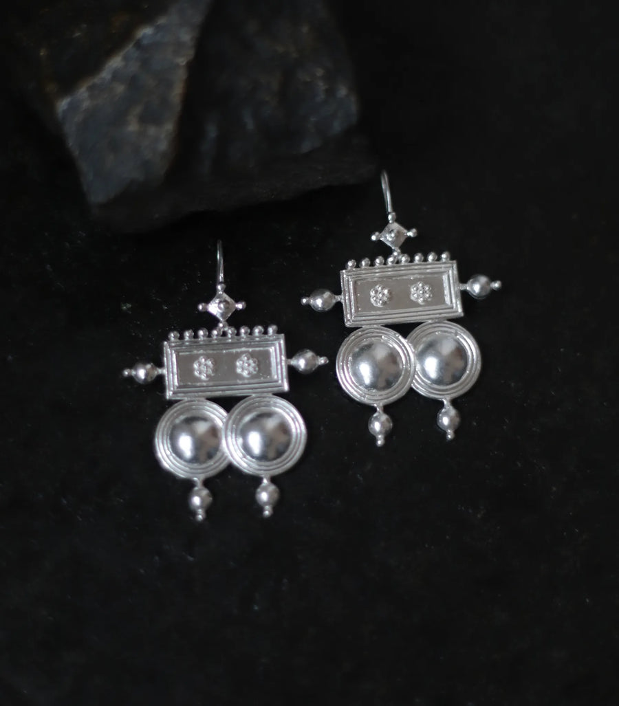 Surya Katavul Earrings