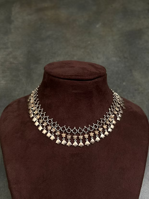 Sohosro Ful Neckpiece