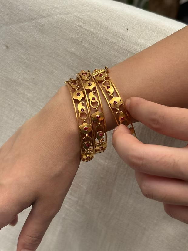 Kalka Phool Bangle