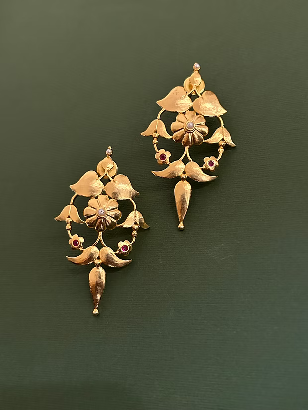 Pallab Stud