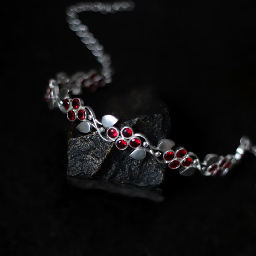 Alpona Choker