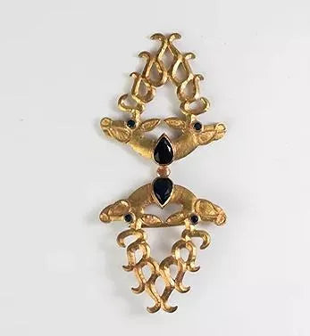 Mrigonayani Brooch